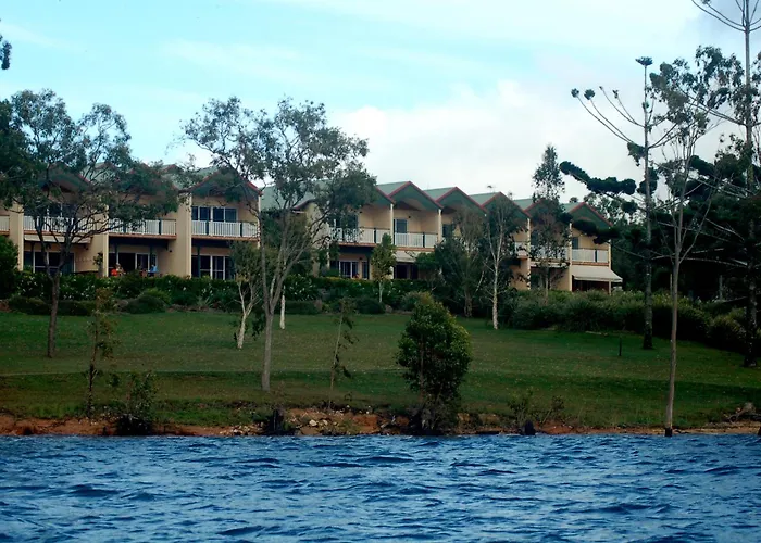 Tinaroo Lake Resort