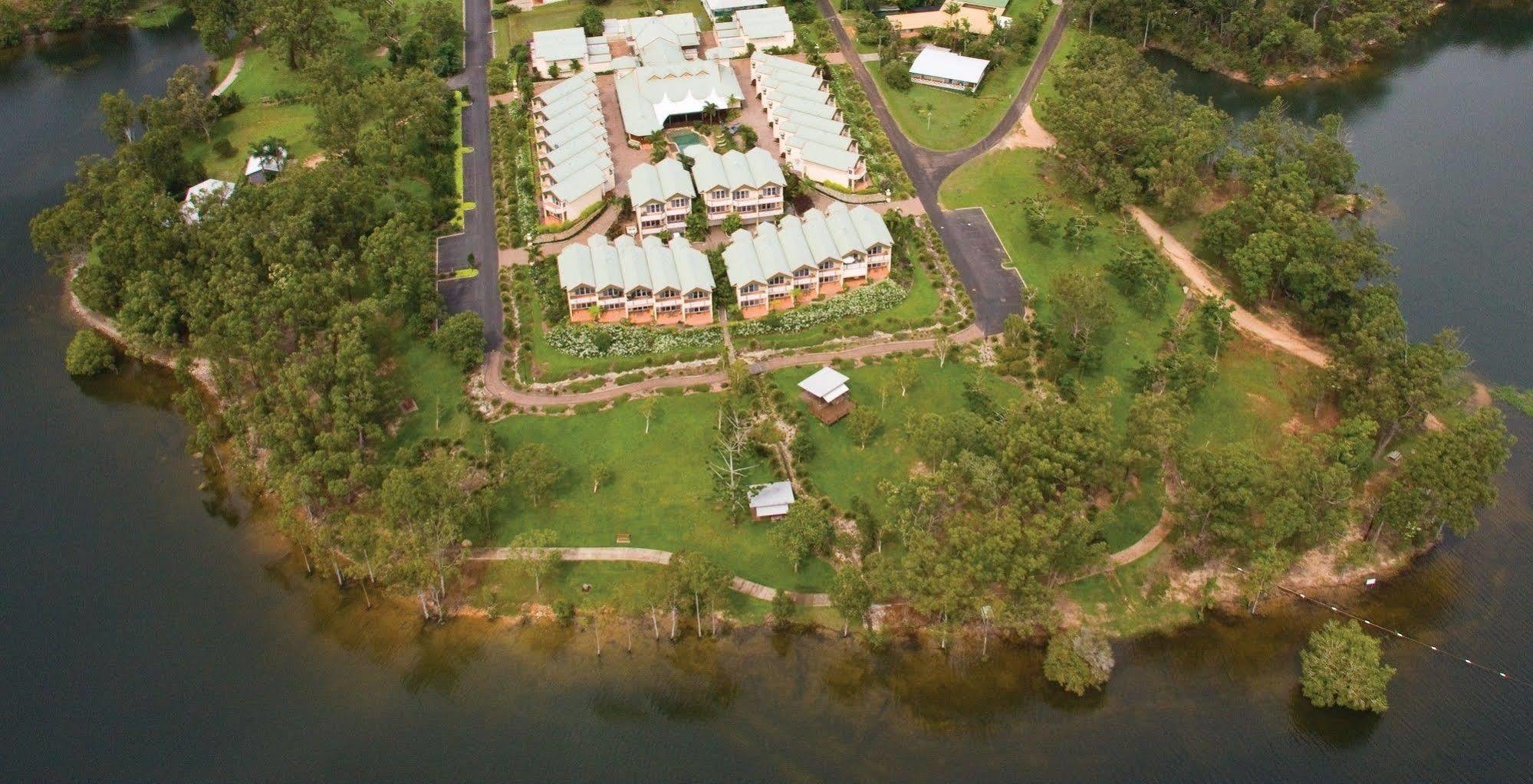 Tinaroo Lake Resort Resort 4*